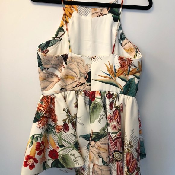 NEVER WORN Cameo Floral high low blouse - Picture 3 of 4